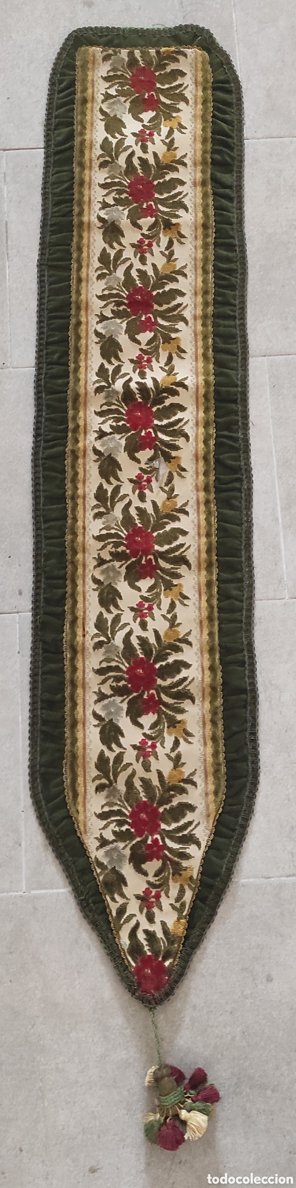 Antig&uuml;edades: Tapiz Antiguo con dise&ntilde;o floral
