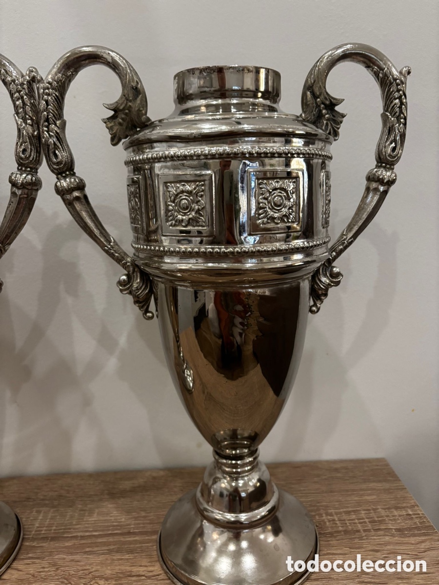 Antig&uuml;edades: Pareja jarras plateadas - Foto 2