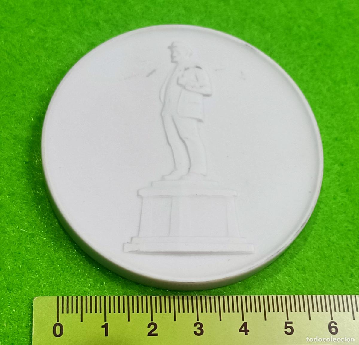 Antig&uuml;edades: Medalla Ceramica de Meissen Alemania, Vlad&iacute;mir Ilich Uli&aacute;nov&nbsp;, Lenin, porcelana, biscuit