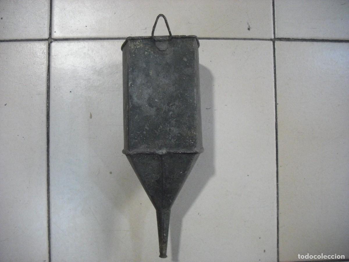 Antig&uuml;edades: ANTIGUO EMBUDO DE METAL . 25 CM - Foto 2
