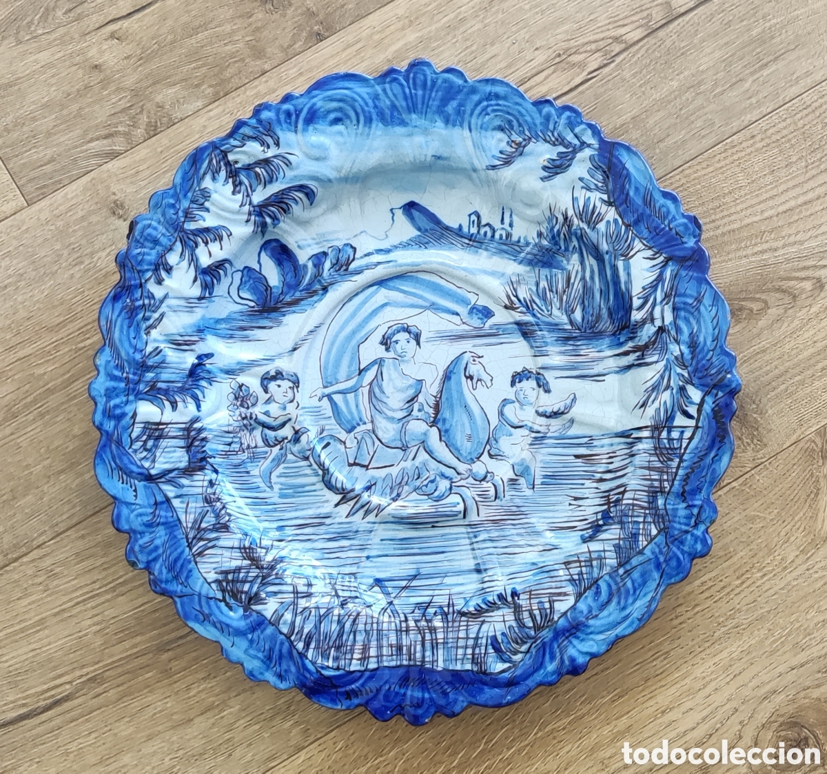 Antig&uuml;edades: La Roqueta. Plato. Modernista. Porcelana. Cer&aacute;mica. Loza. Mallorca.