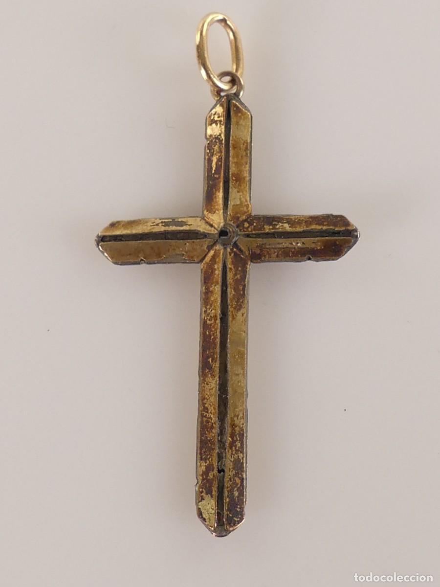 Antiquit&auml;ten: BONITO COLGANTE CRUZ DE METAL