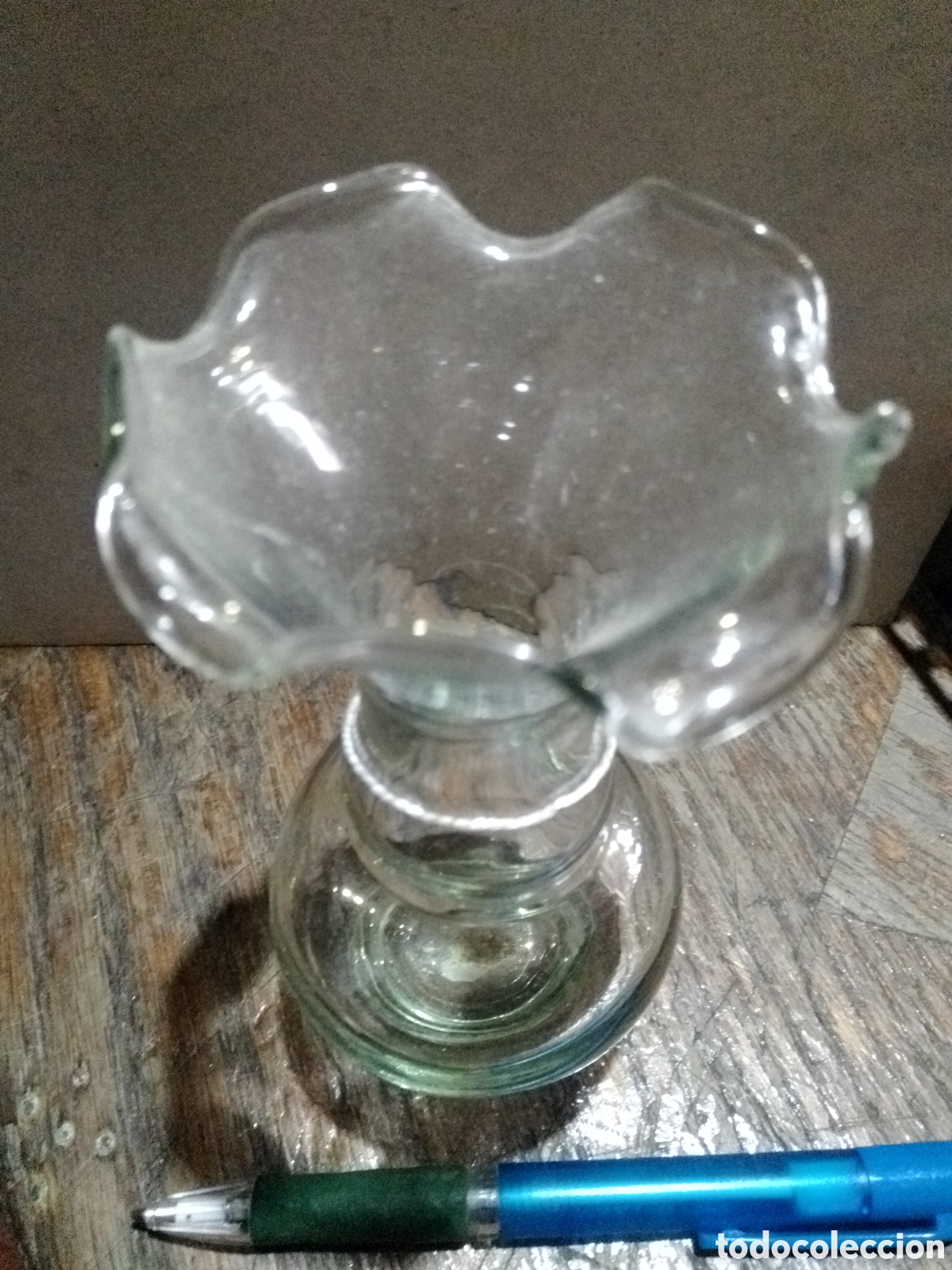 Antig&uuml;edades: Bucaro de cristal 13 cm - Foto 2