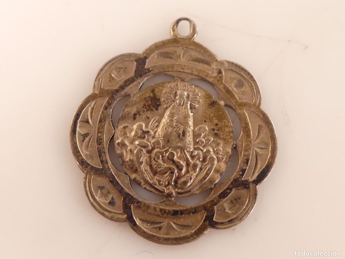 Antig&uuml;edades: MEDALLA COLGANTE RELIGIOSA DE MEDAL