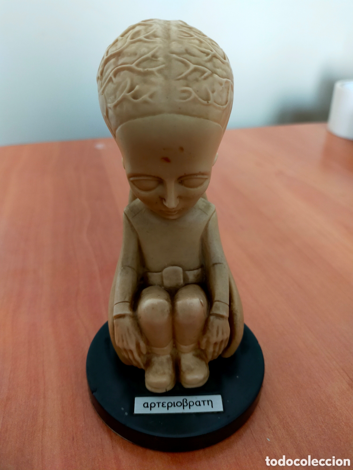 Antig&uuml;edades: Figura de resina humanoide - Foto 6