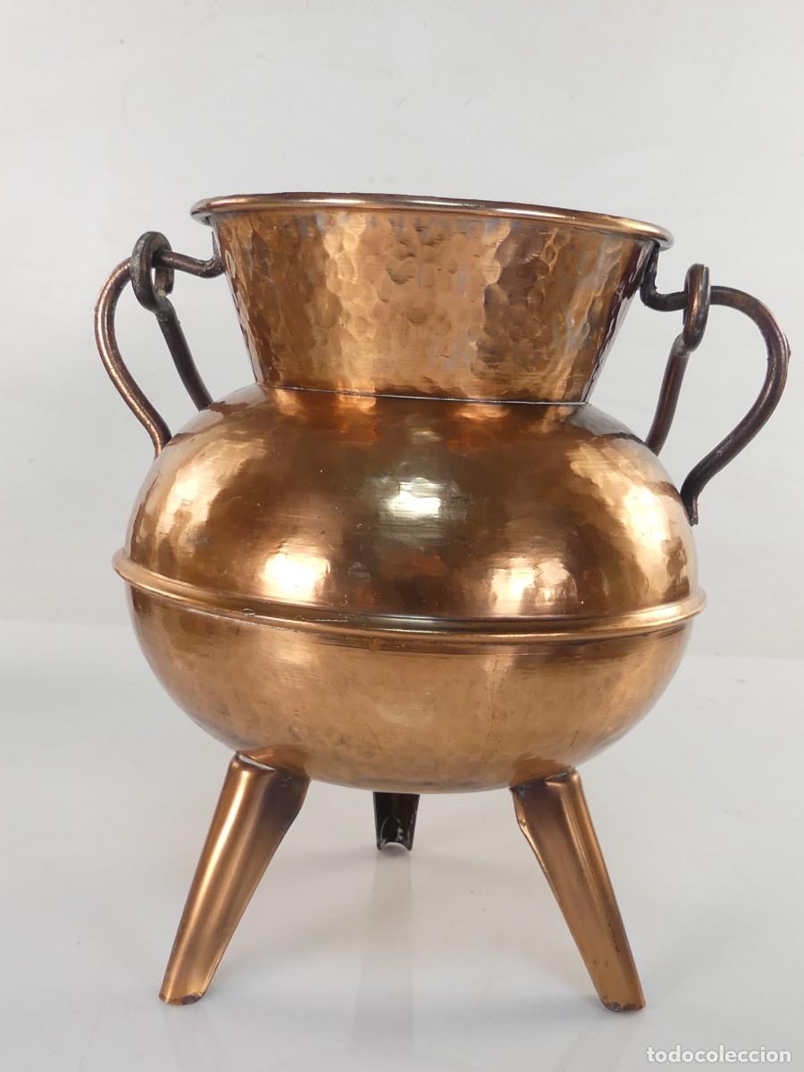 Antig&uuml;edades: BONITO POTE GALLEGO DE COBRE OBJETO DE DECORACION RUSTICA