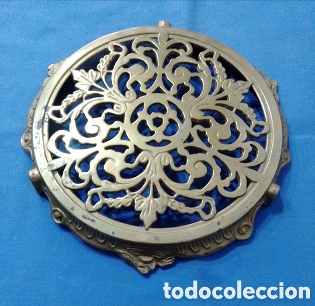 Antig&uuml;edades: Surplat de bronce 23 cm - Foto 2