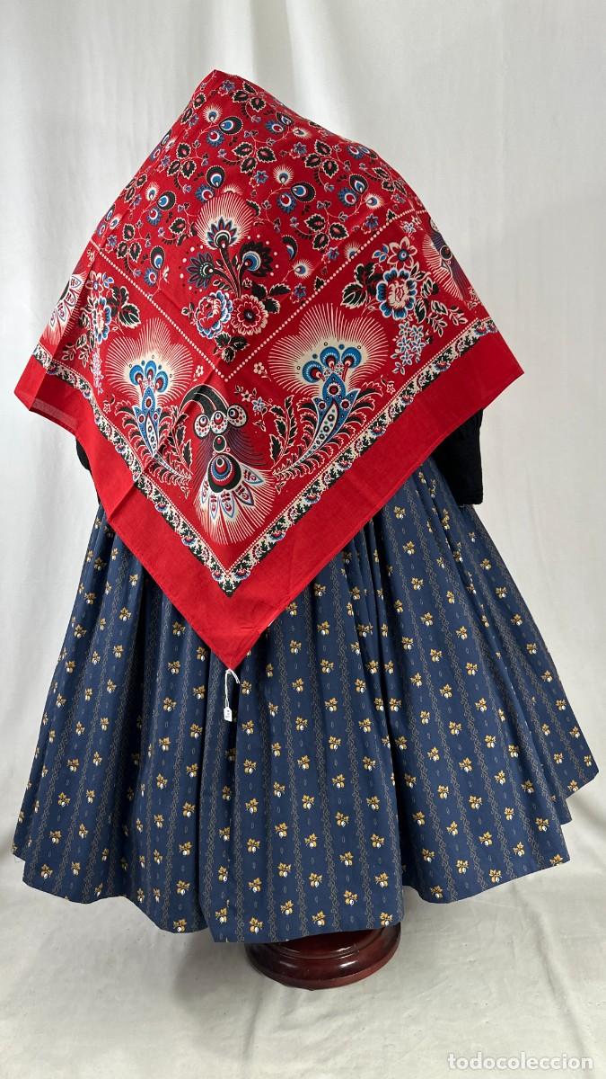 Antig&uuml;edades: Indiana roja estampada - Foto 8