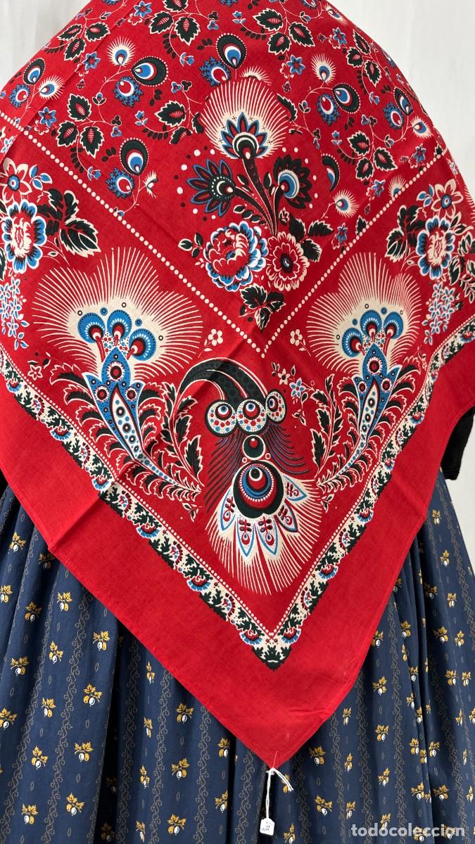 Antig&uuml;edades: Indiana roja estampada - Foto 9