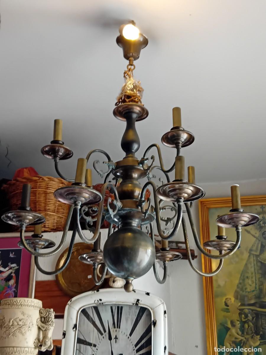 Antig&uuml;edades: L&aacute;mpara de estilo holand&eacute;s de bronce antigua