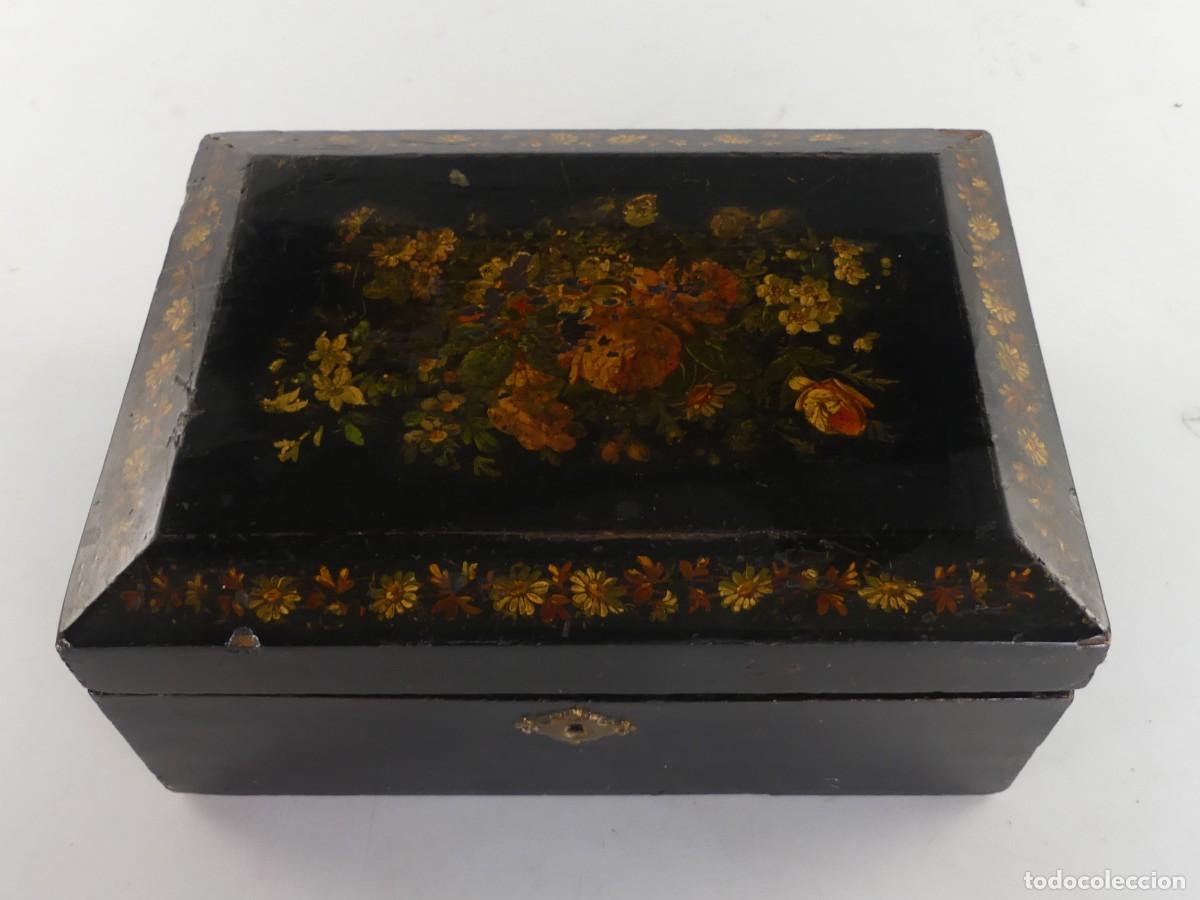 Antiquit&auml;ten: ANTIGUA CAJA DE MADERA DECORADA A MANO DISE&Ntilde;O FLORAL