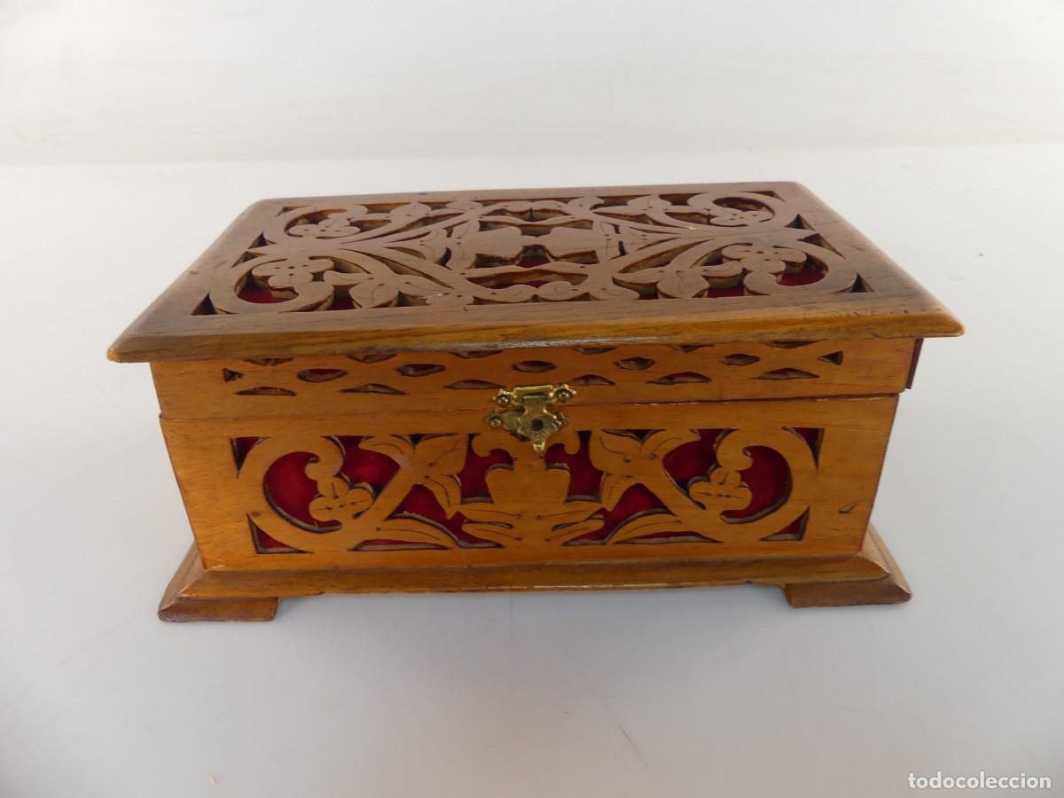 Antiquit&eacute;s: CAJA DE MADERA JOYERO CON ESPEJO
