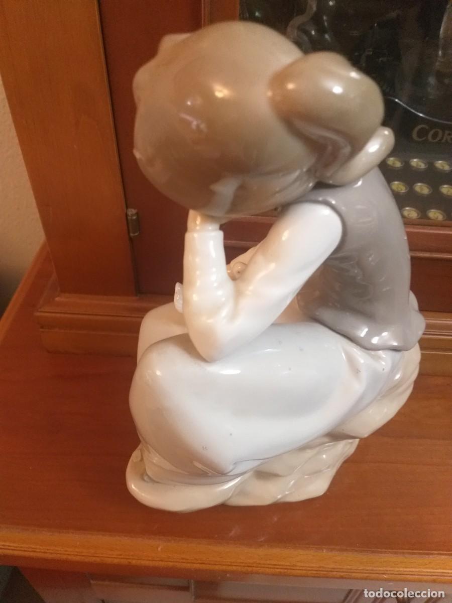 Antig&uuml;edades: ni&ntilde;a mirando paloma nao de lladro