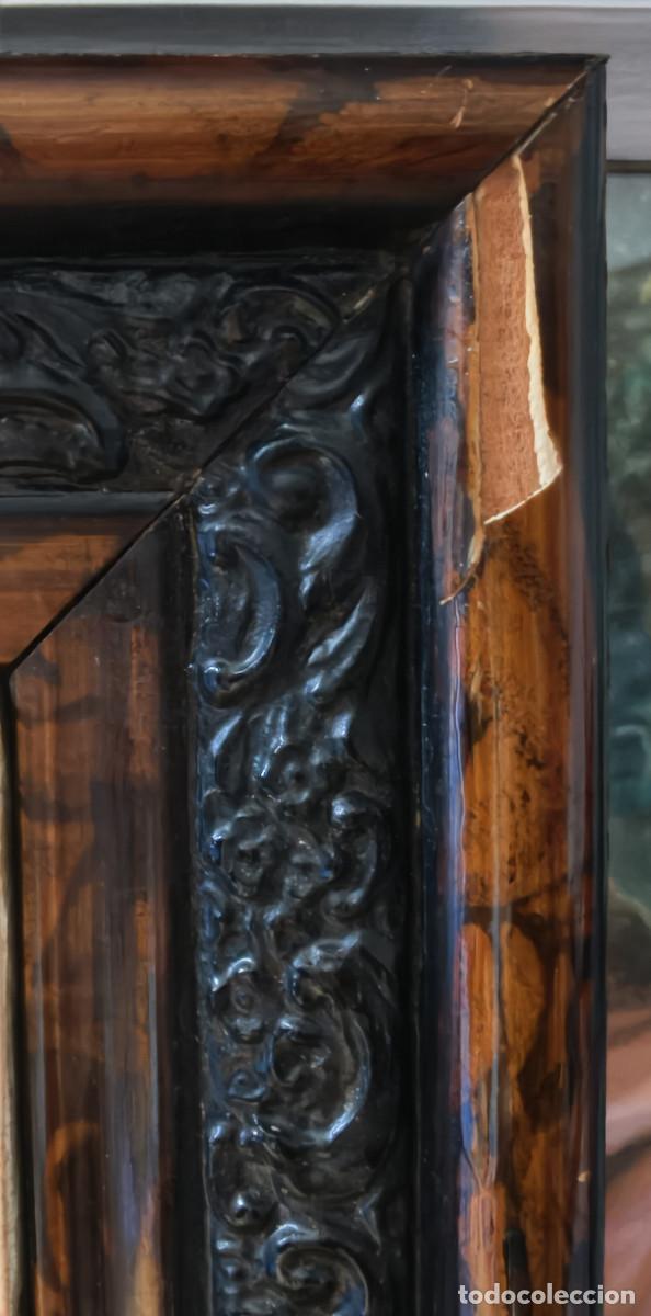 Antig&uuml;edades: Cuadro en relieve con el Sagrado Coraz&oacute;n de Jes&uacute;s. - Foto 4