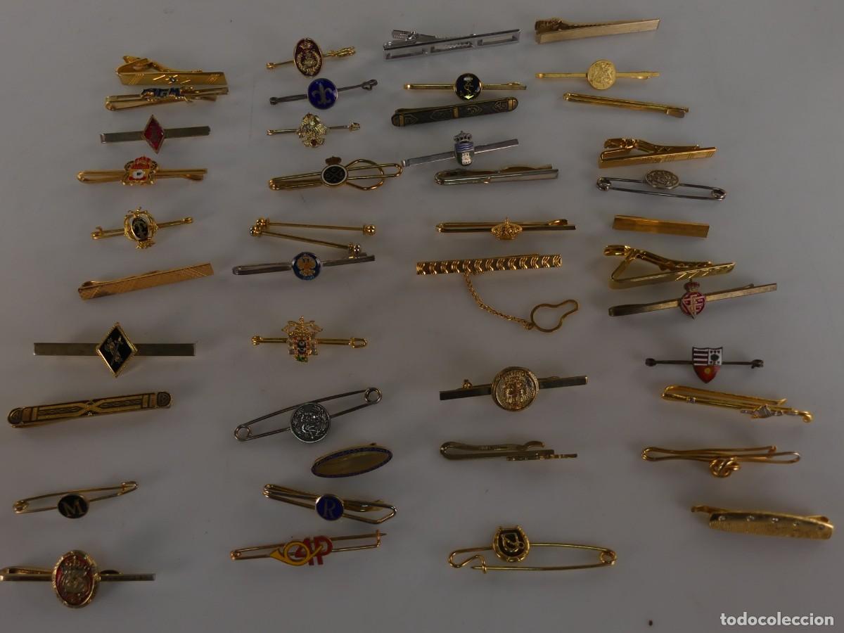 Antig&uuml;edades: COLECCION LOTE DE 45 ALFILERES PISACORBATAS