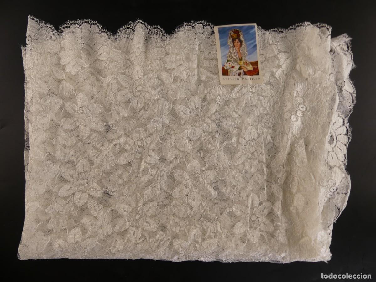 Antiguidades: MANTILLA ESPA&Ntilde;OLA ECHARPE NUEVA CON ETIQUETA
