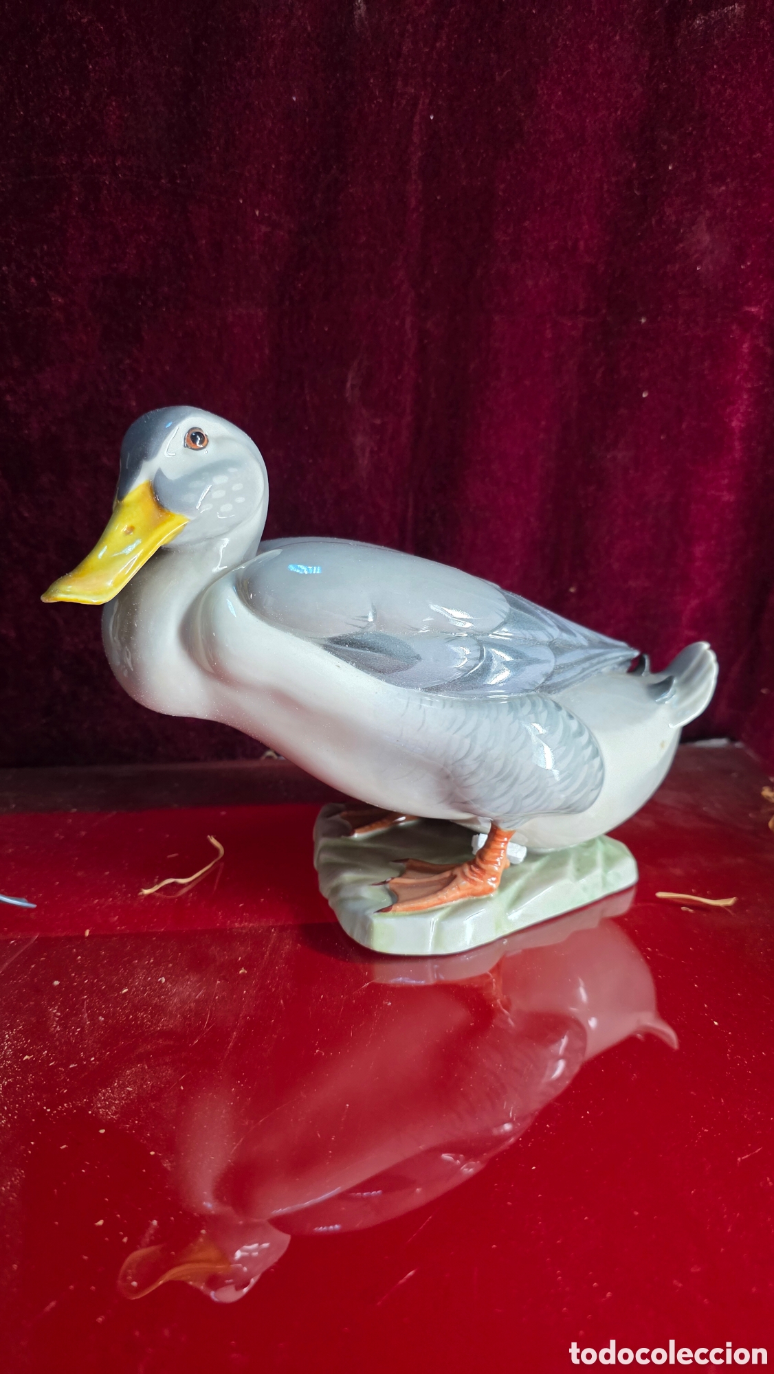 Antig&uuml;edades: Figura pato porcelana algora