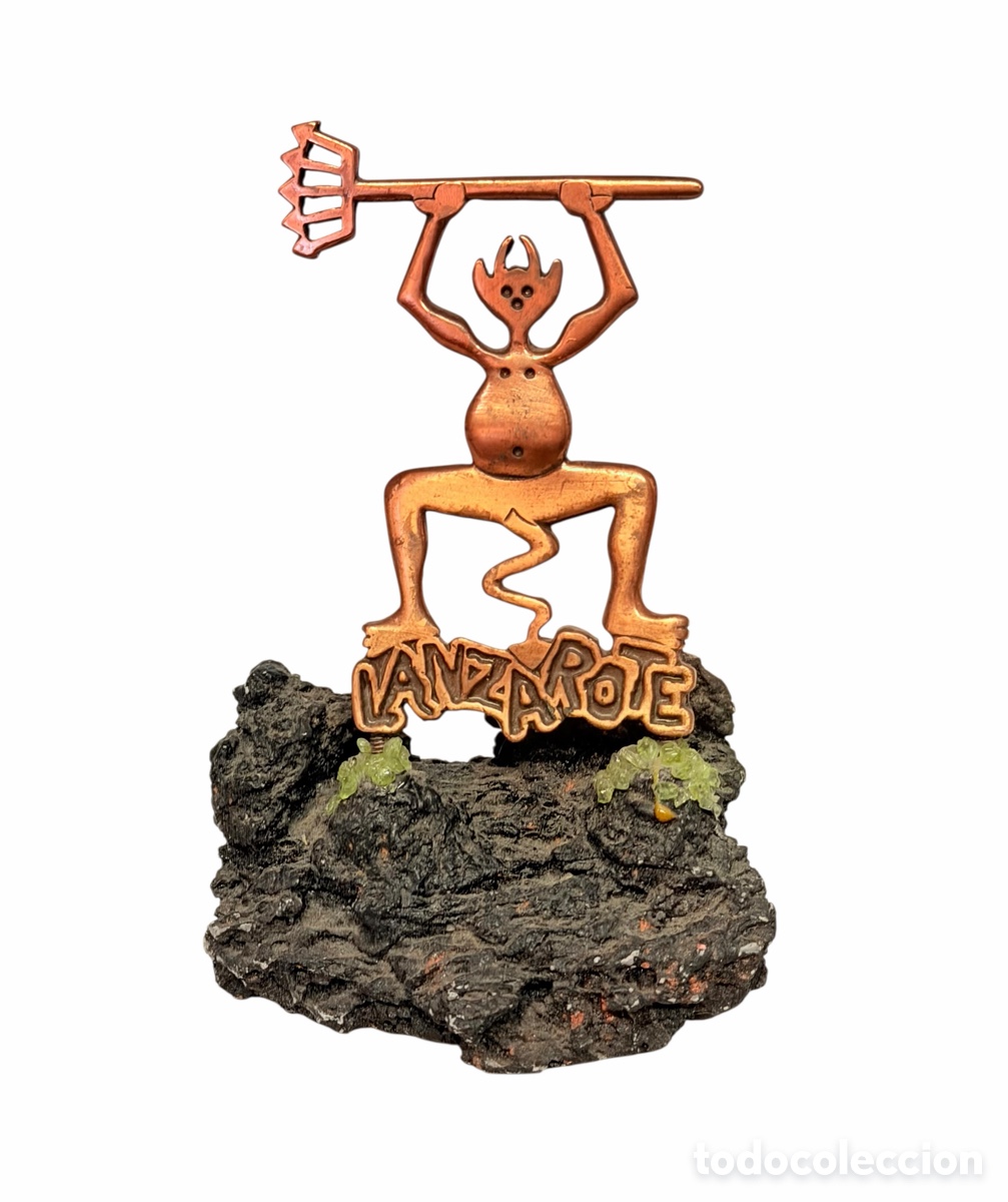Antiquit&eacute;s: Figura Lanzarote de Cobre y Olivina