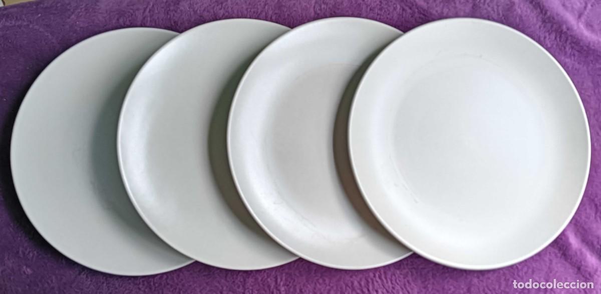 Antig&uuml;edades: 4 platos llanos IKEA Dinera serie marfil &ndash; porcelana vintage &ndash; 24 cm