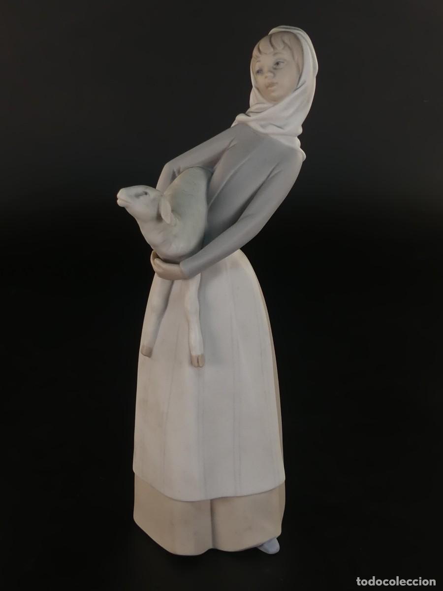 Antiquit&eacute;s: FIGURA DE UNA NI&Ntilde;A CON UNA CABRA PORCELANA DE LLADRO