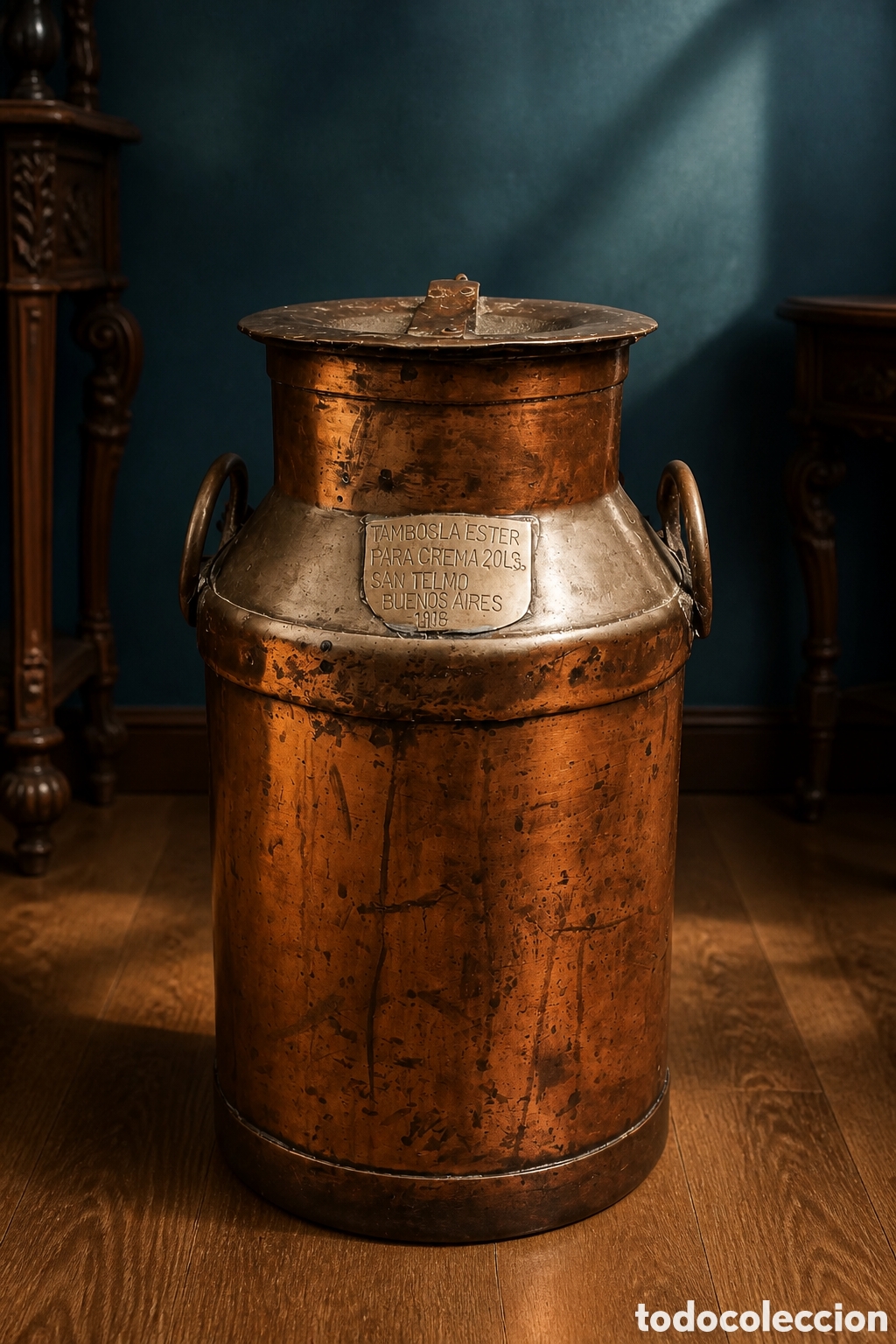 Antig&uuml;edades: ANTIGUA LECHERA DE COBRE . 30 L. A&Ntilde;O 1918 . BUENOS AIRES. SAN TELMO .ARGENTINA . CON PLACA Y SELLADA