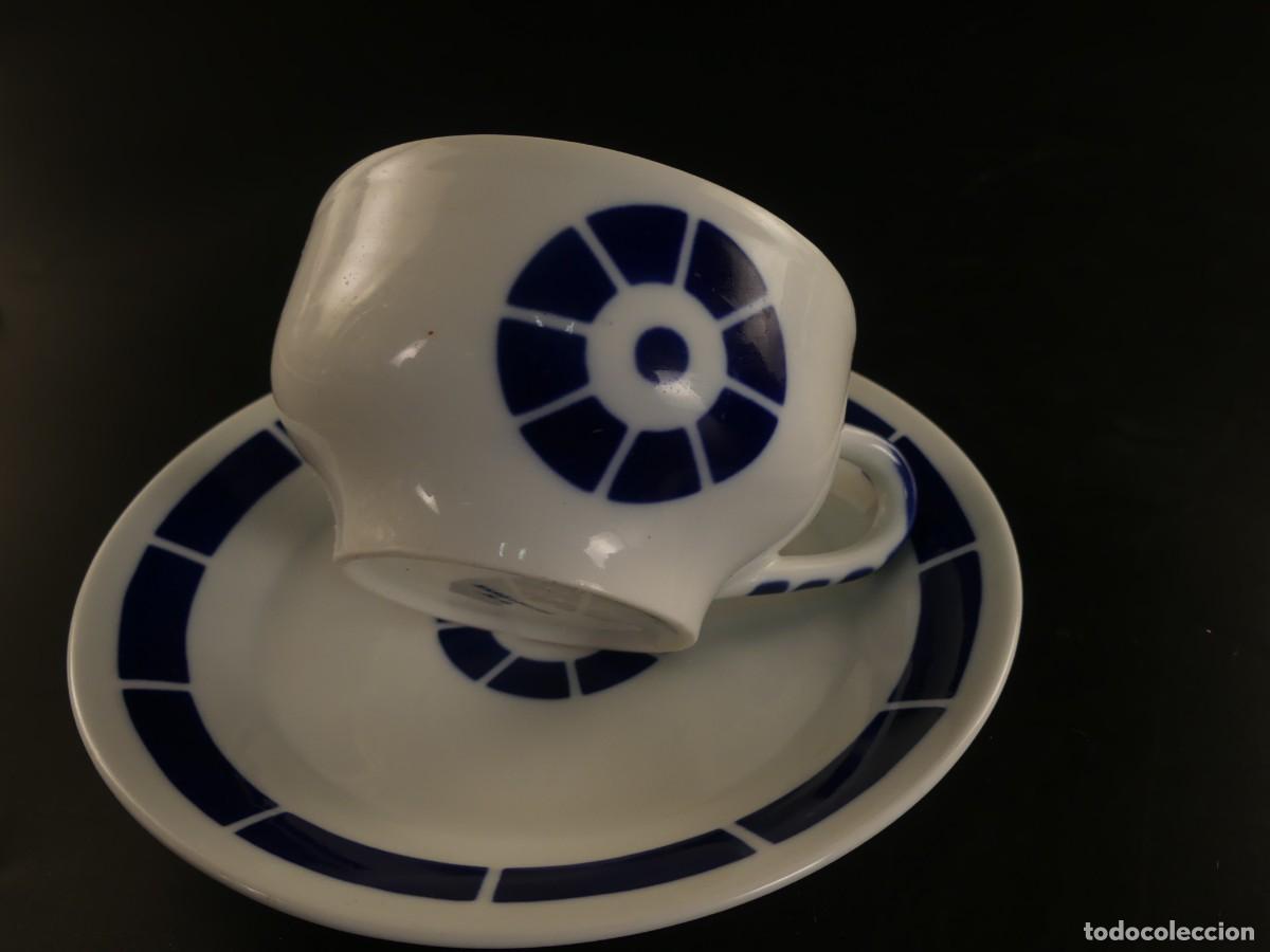 Antig&uuml;edades: JUEGO DE TAZA Y PLATO DE PORCELANA DE SARGADELOS