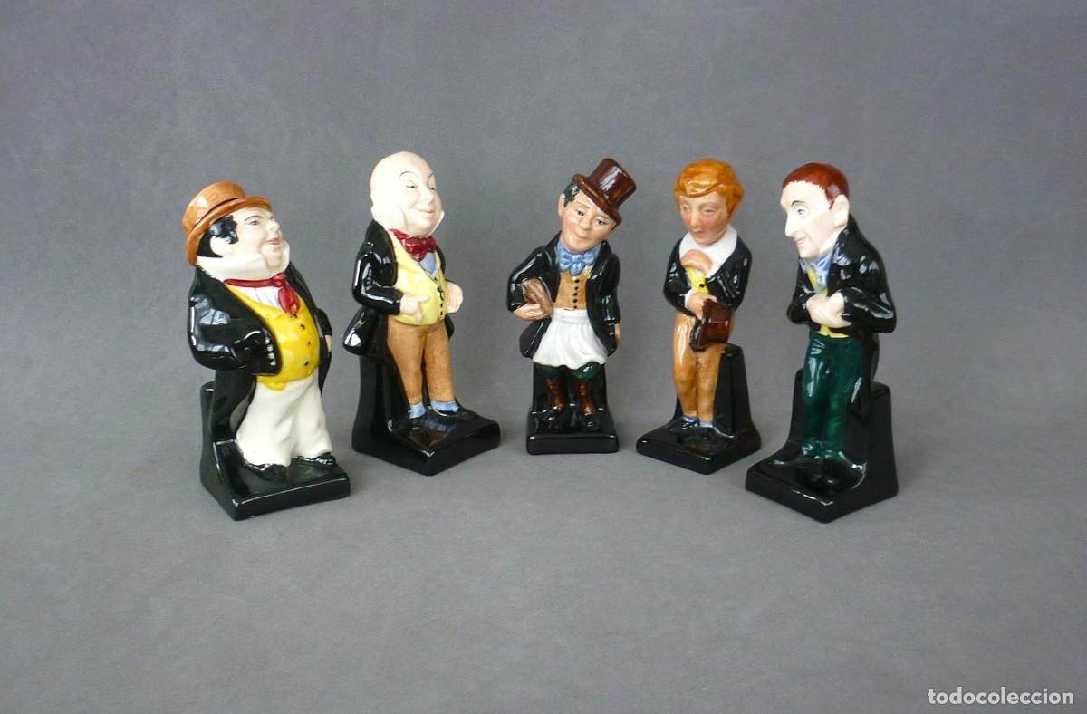 Antiques: Figuras Vintage Royal Doulton Personajes de Charles Dickens. David Copperfield, Micawber, etc.
