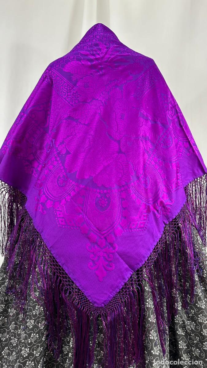 Antig&uuml;edades: Mant&oacute;n morado, adamascado - Foto 2