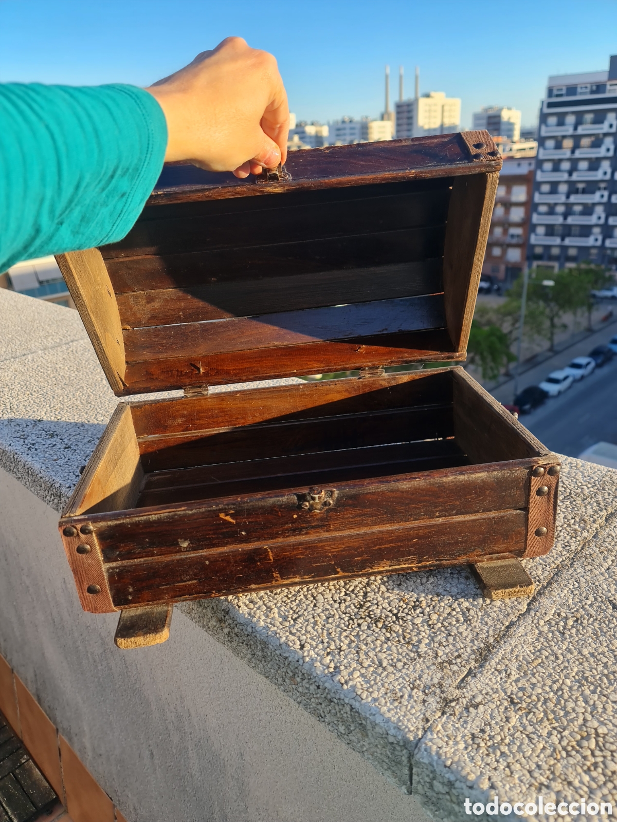 Antig&uuml;edades: Ba&uacute;l/cofre de mano antiguo - Foto 3