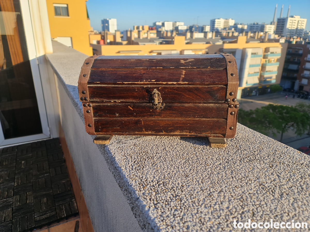 Antig&uuml;edades: Ba&uacute;l/cofre de mano antiguo - Foto 1