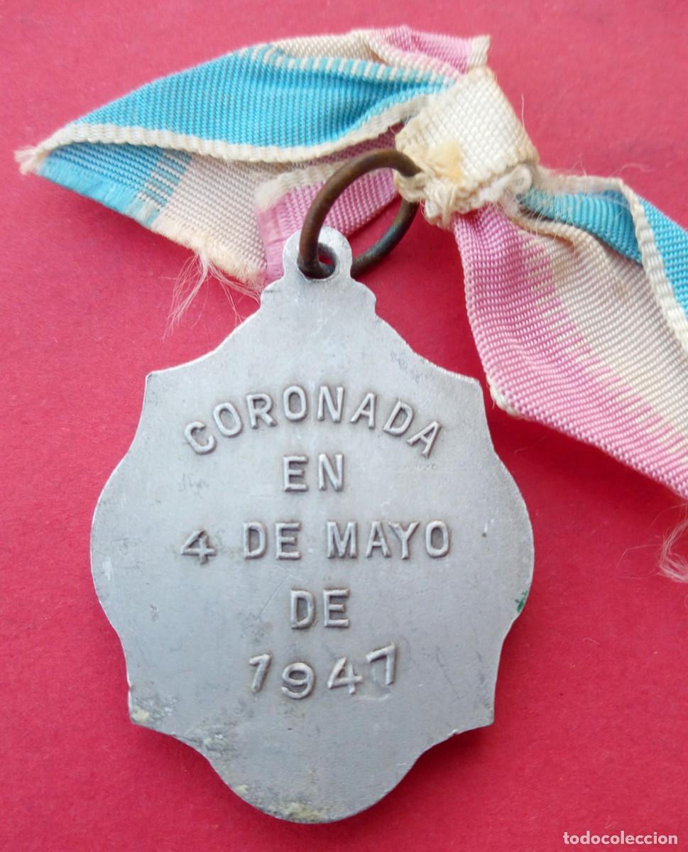 Antig&uuml;edades: Medalla Coronaci&oacute;n Virgen del Rosario. C&aacute;diz 1947.
