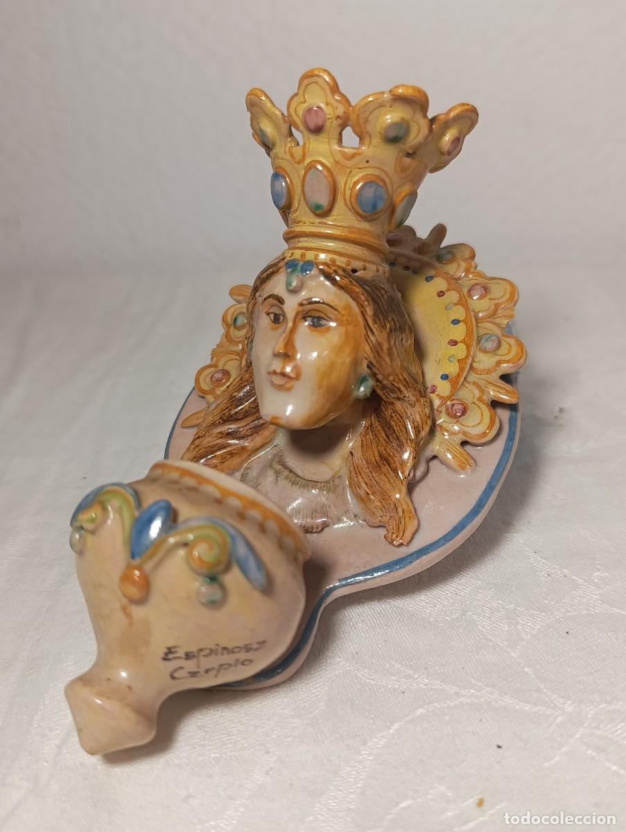 Antig&uuml;edades: BENDITERA DE CER&Aacute;MICA VIRGEN DE LOS DESAMPARADOS DE ESPINOSA CARPIO