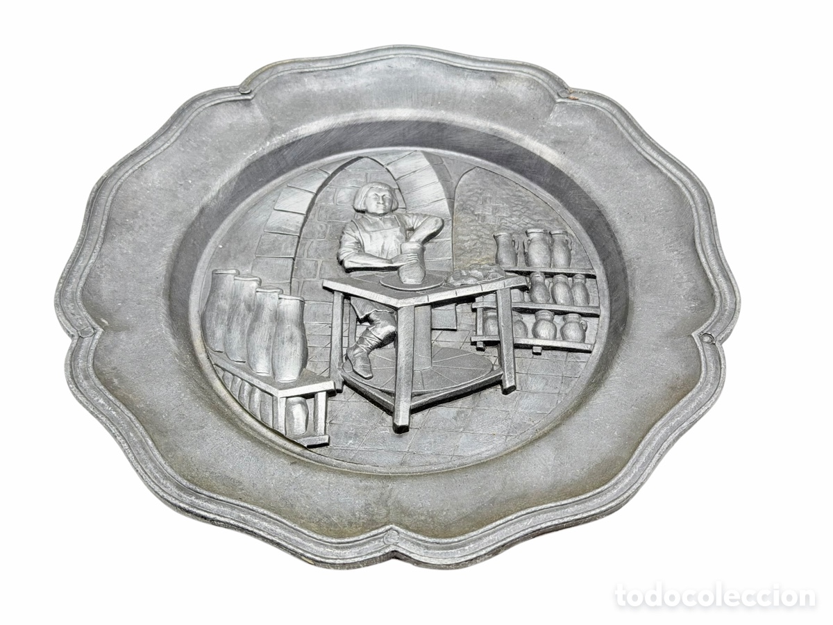 Antiguidades: Antiguo Plato Escena Costumbrista de Bodega