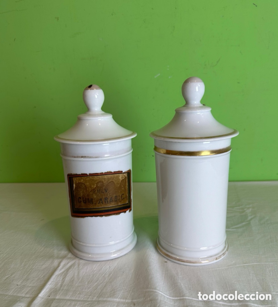 Antig&uuml;edades: Pareja de albarelos farmacia porcelana opalina Barcelona Gum Arabic botica antigua siglo XIX