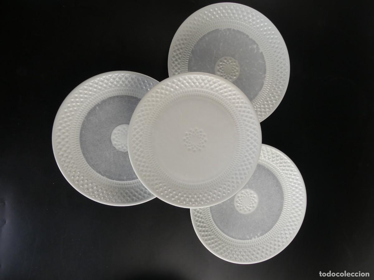 Antig&uuml;edades: JUEGO DE 4 PLATOS DE PORCELANA DE SARGADELOS
