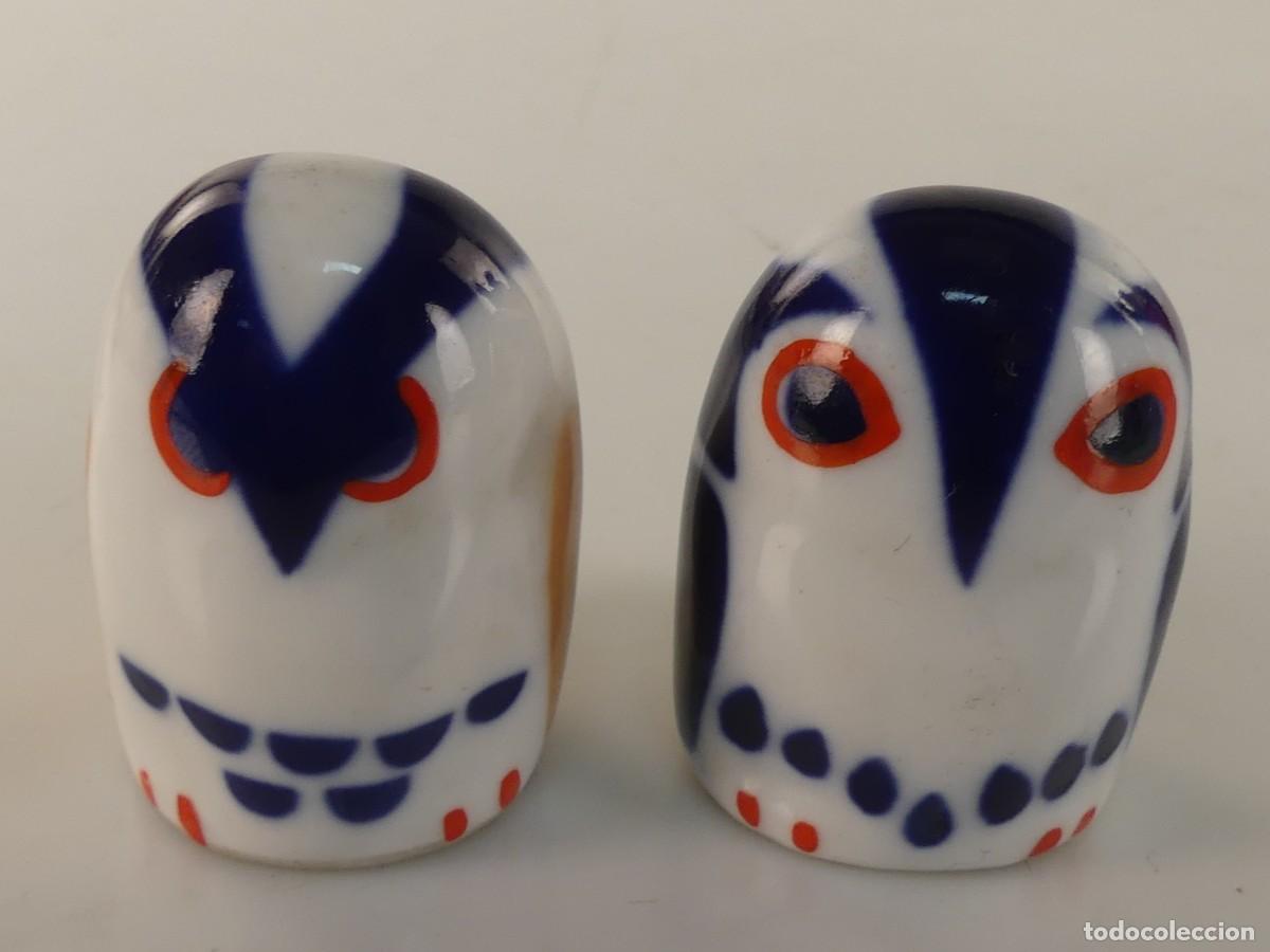 Antig&uuml;edades: PAREJA DE 2 FIGURAS DE MINIATURA BUHOS DE PORCELANA DE SARGADELOS