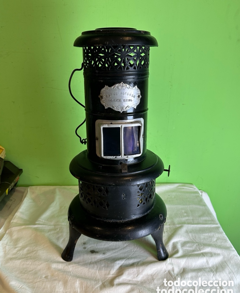 Antiques: Estufa antigua de queroseno Practic Patentado metal esmaltado negro dise&ntilde;o cl&aacute;sico