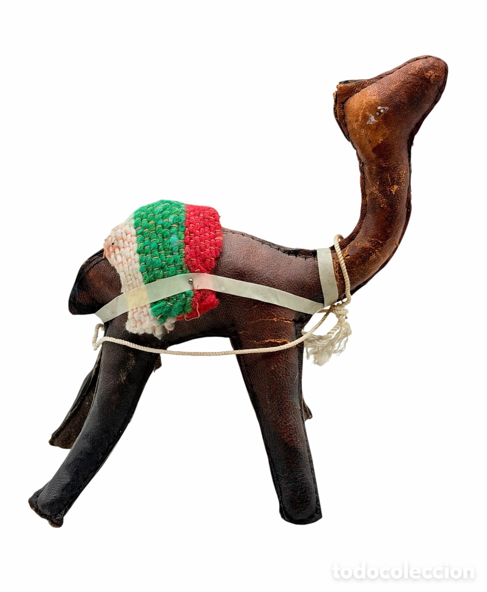 Antig&uuml;edades: Figura Camello de Cuero - Foto 1