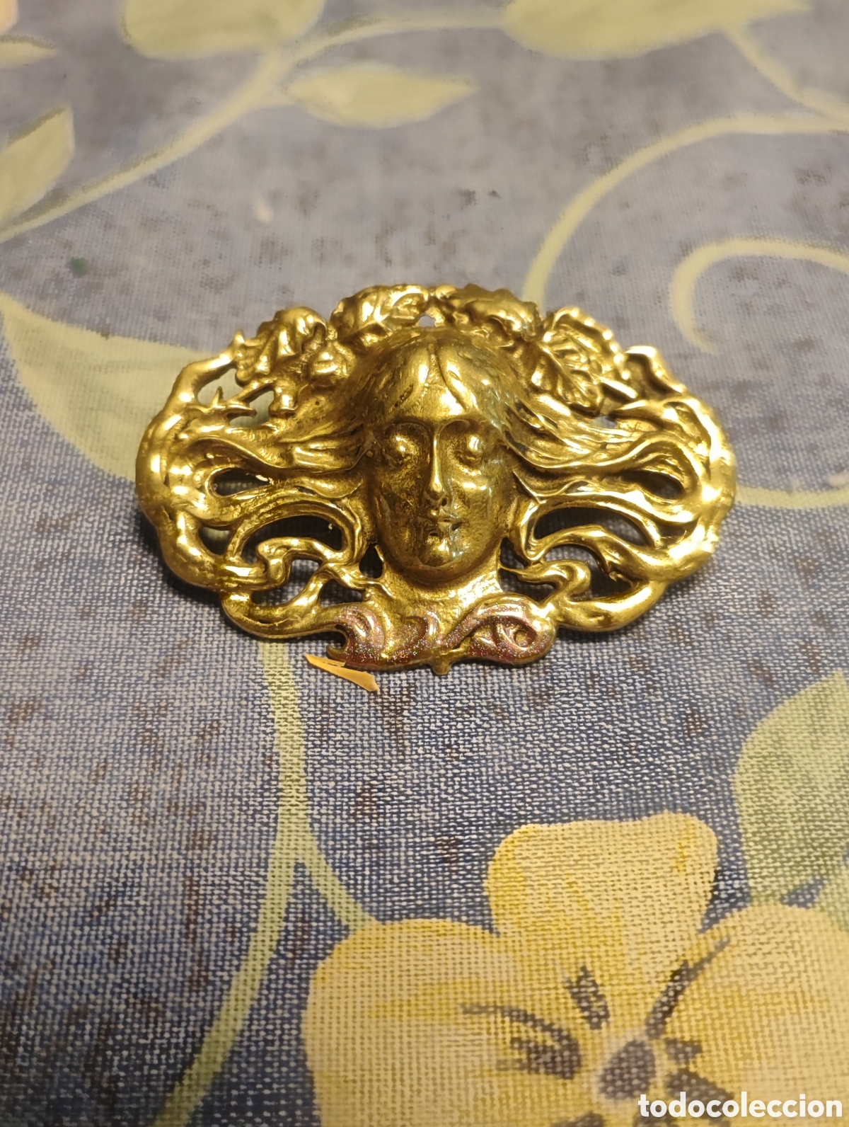 Antig&uuml;edades: Bonito broche modernista de bronce. - Foto 1