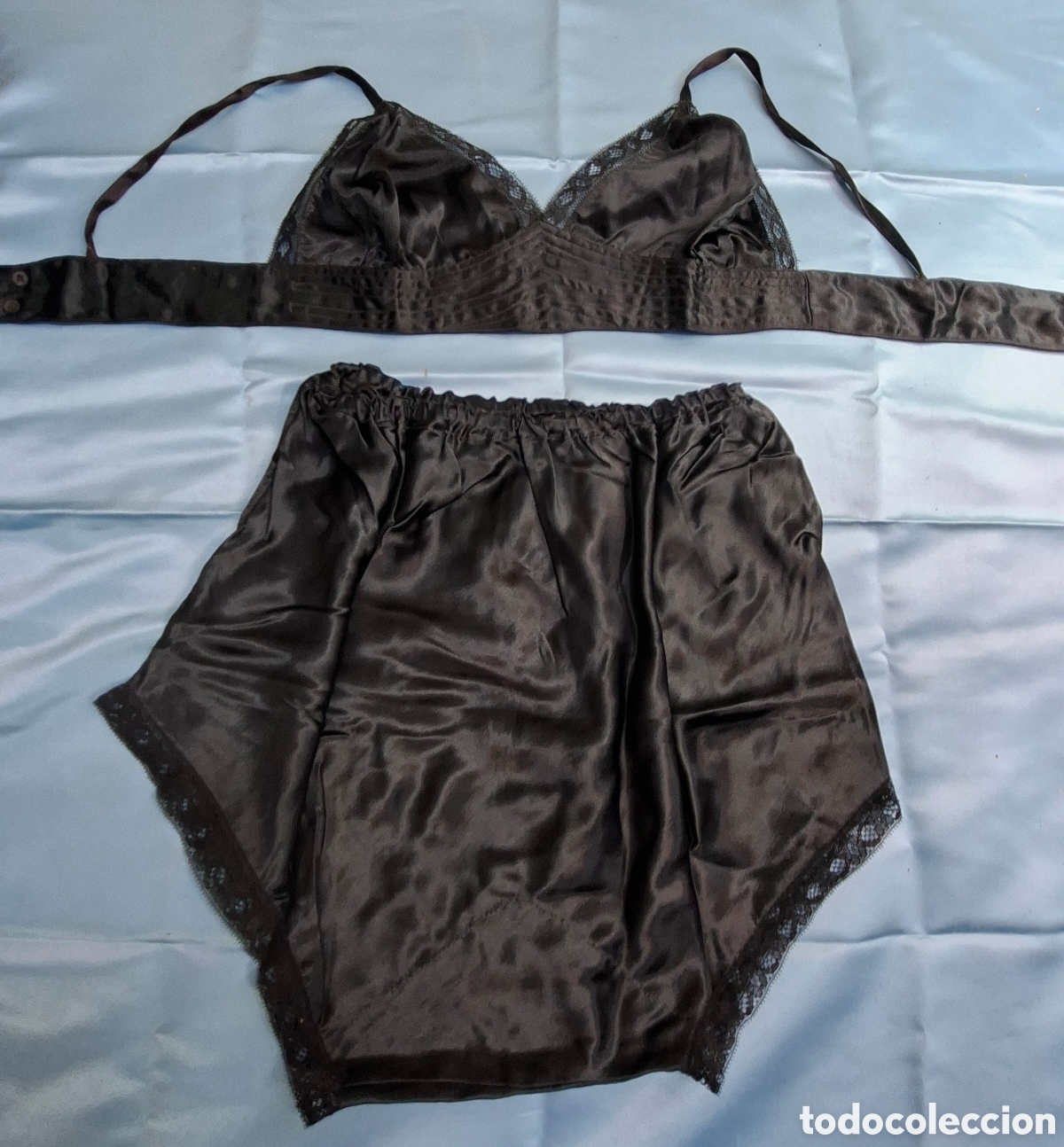 Antig&uuml;edades: Conjunto lencer&iacute;a negro a&ntilde;os 40-50