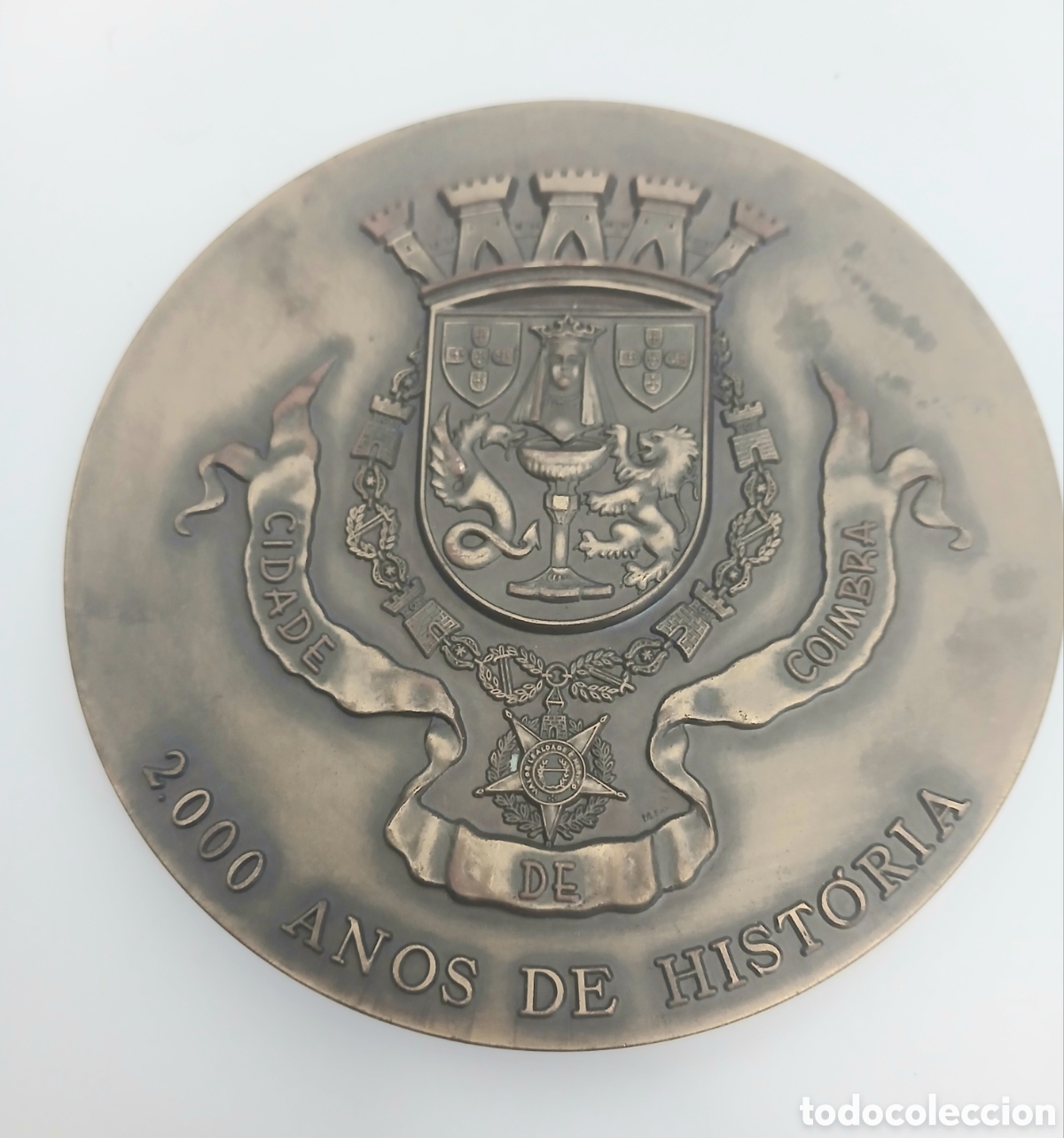 Antig&uuml;edades: Medalla 267gr Bronce Coimbra -Conmemoraci&oacute;n 2.000 A&ntilde;os de Historia - Escudo de la Ciudad - Machado
