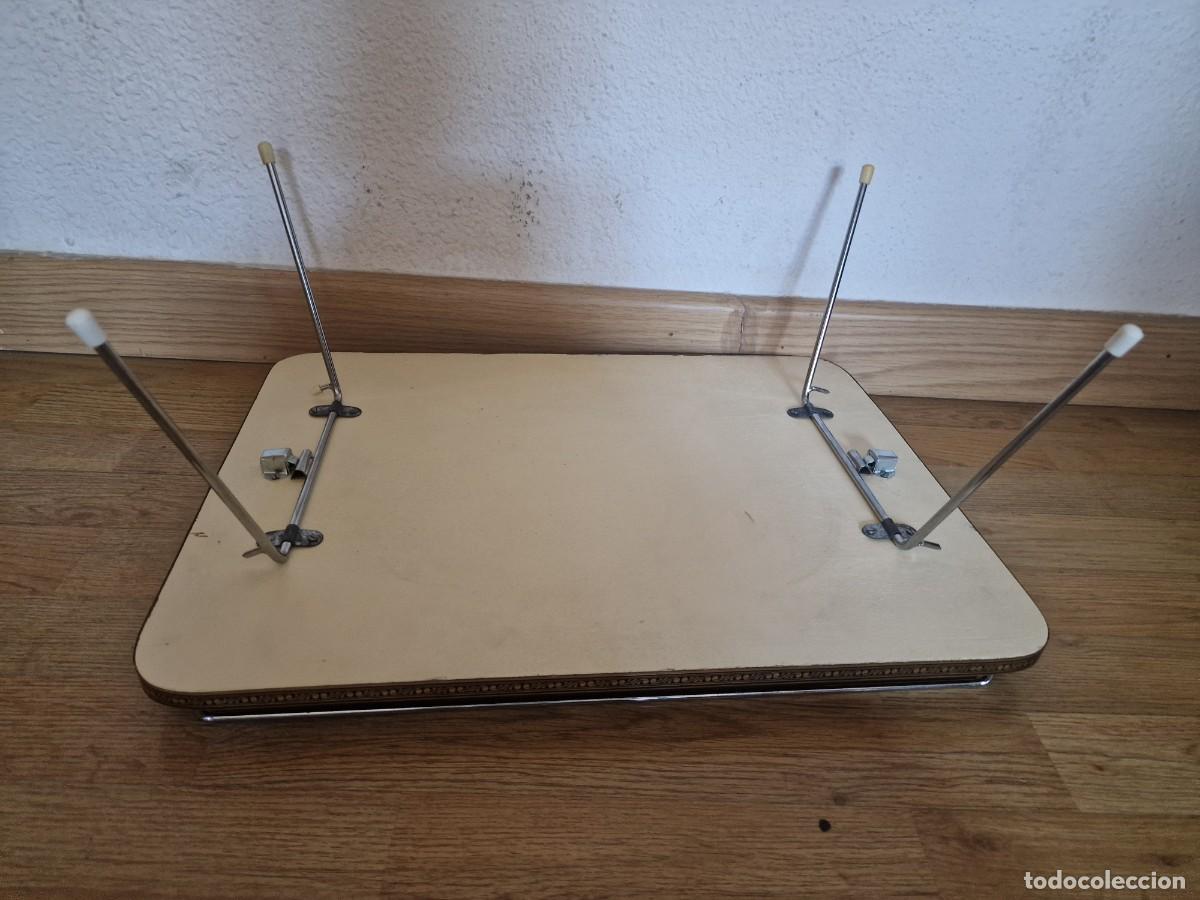 Antig&uuml;edades: Bandeja vintage de cama - Foto 12