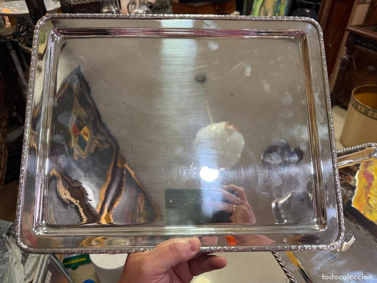 Antig&uuml;edades: PRECIOSA BANDEJA DE ALPACA CON BA&Ntilde;O DE PLATA - MEDIDA 37X29 CM