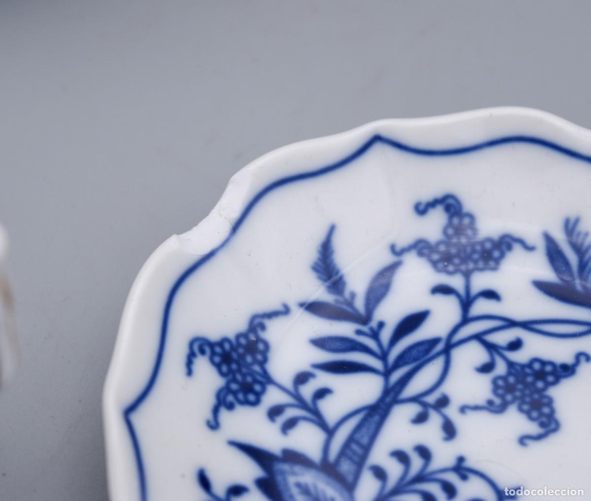 Antig&uuml;edades: Jarritas con pocillo - Porcelana - Foto 9