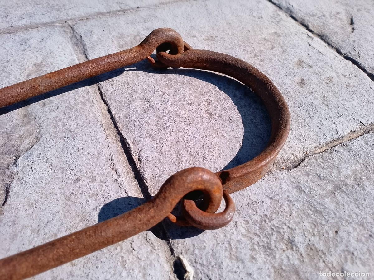 Antig&uuml;edades: Antiguo llar hierro forjado S.XIX