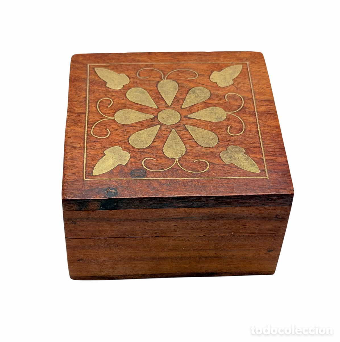 Antiquit&eacute;s: Antigua Caja de Madera y Lat&oacute;n