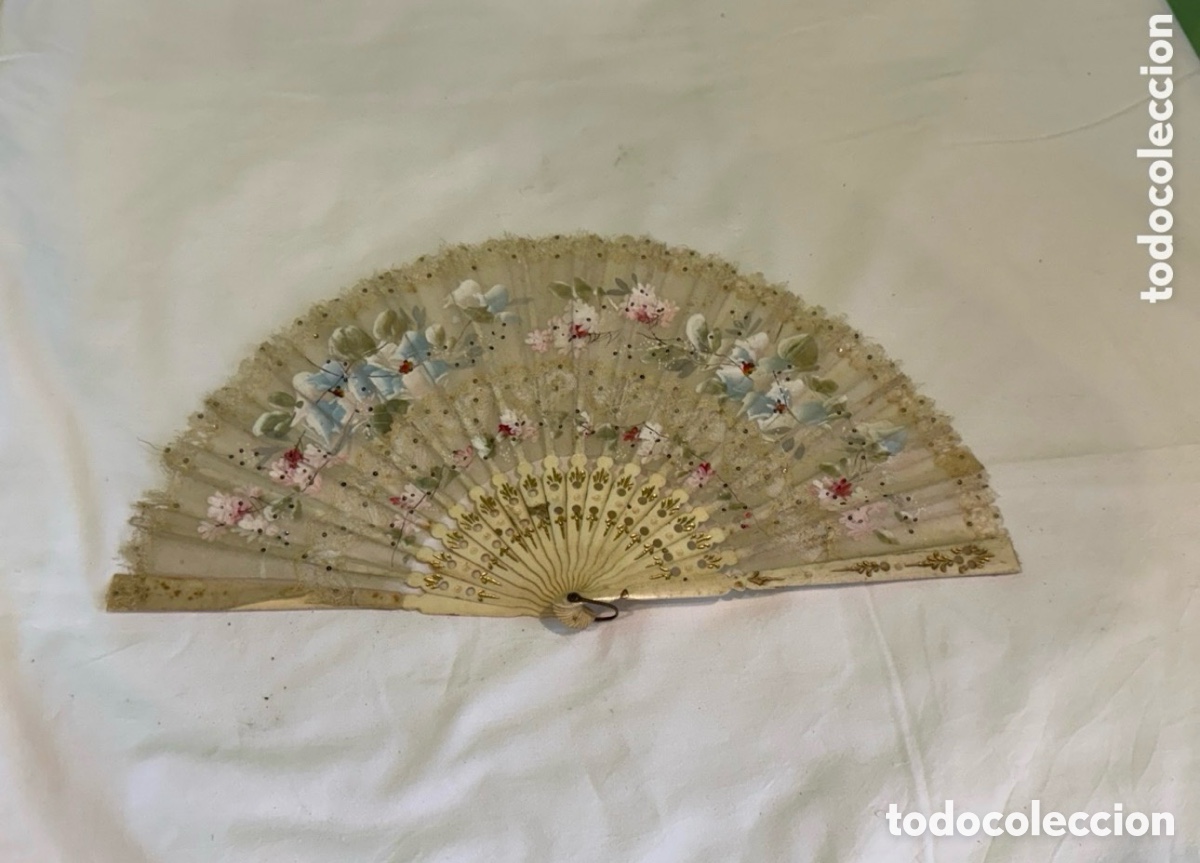 Antig&uuml;edades: Abanico isabelino siglo XIX pintado a mano sobre seda encaje antiguo