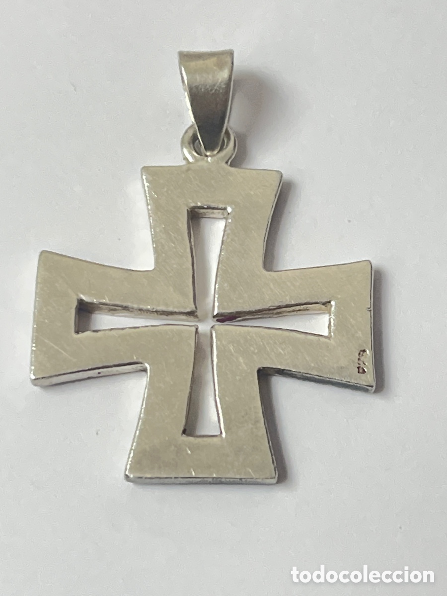 Antig&uuml;edades: Cruz de plata y n&aacute;car C318 - Foto 4