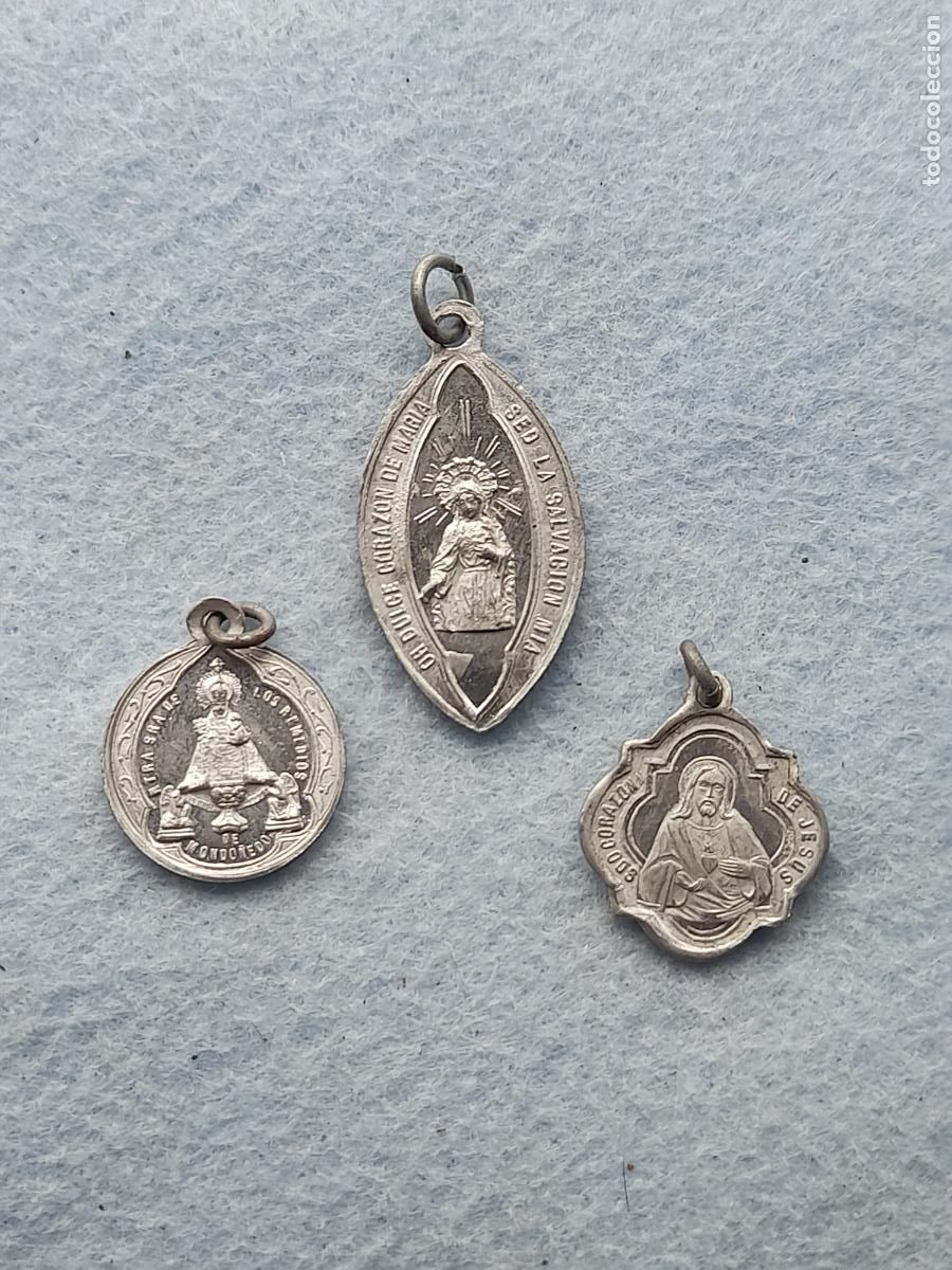 Oggetti Antichi: Lote de 3 Medallitas Religiosas Antiguas.