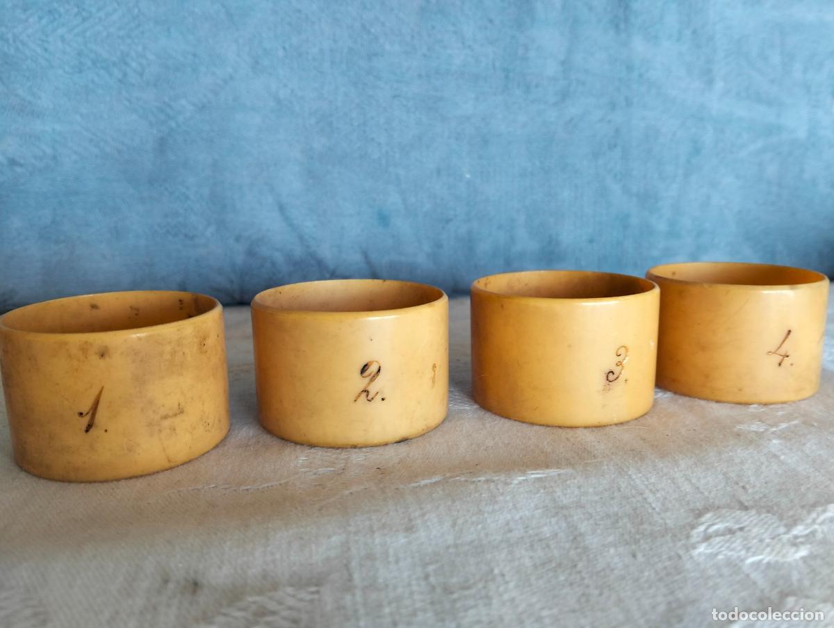 Oggetti Antichi: Lote 4 servilleteros antiguos numerados 1 2 3 4 anillos aros del S.XIX carey cuerno o similar